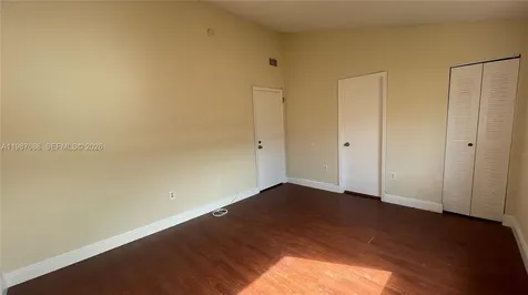 6205 Kendale Lakes Circle Miami FL 33183