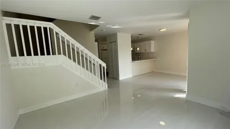 6205 Kendale Lakes Circle Miami FL 33183