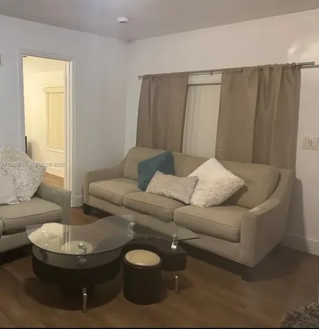 2354 NW 93rd Terrace Miami FL 33147