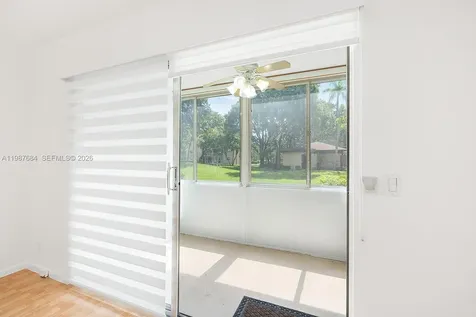 1351 SW 125th Avenue Pembroke Pines FL 33027
