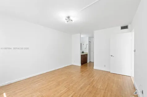 1351 SW 125th Avenue Pembroke Pines FL 33027