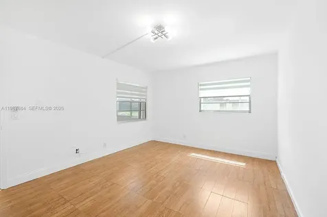 1351 SW 125th Avenue Pembroke Pines FL 33027
