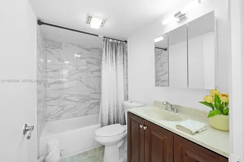 1351 SW 125th Avenue Pembroke Pines FL 33027