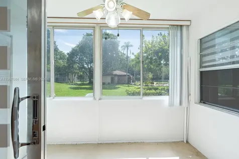 1351 SW 125th Avenue Pembroke Pines FL 33027