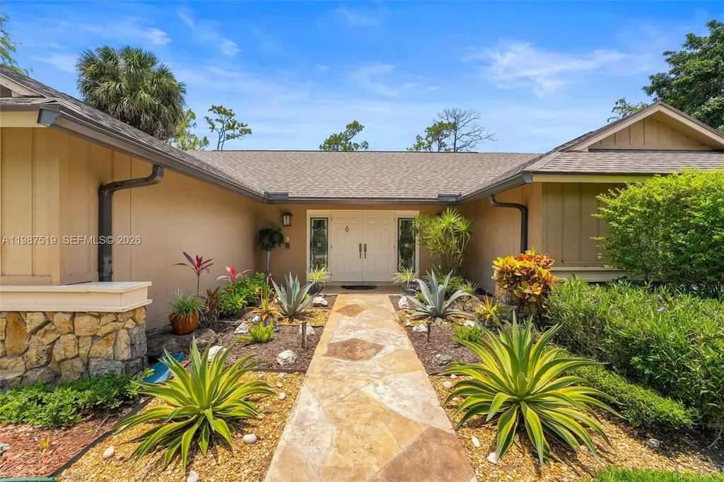 196 Scarborough Terrace Wellington FL 33414