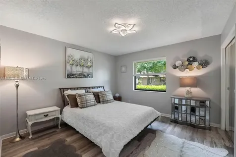 196 Scarborough Terrace Wellington FL 33414