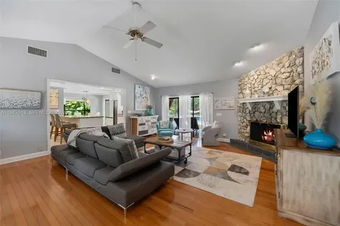 196 Scarborough Terrace Wellington FL 33414