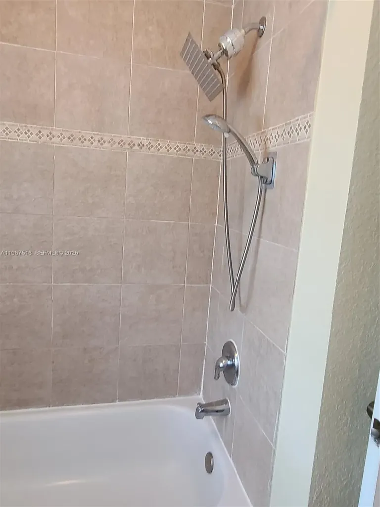 3071 Riverside Drive Coral Springs FL 33065