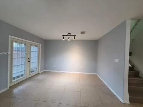 3071 Riverside Drive Coral Springs FL 33065
