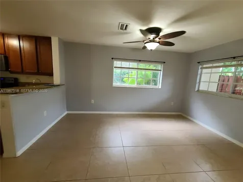 3071 Riverside Drive Coral Springs FL 33065
