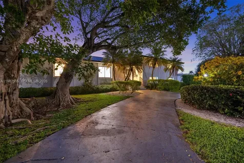14615 SW 77th Court Palmetto Bay FL 33158