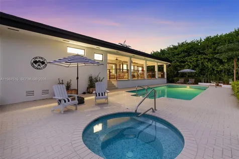 14615 SW 77th Court Palmetto Bay FL 33158