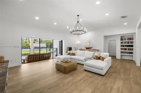 14615 SW 77th Court Palmetto Bay FL 33158
