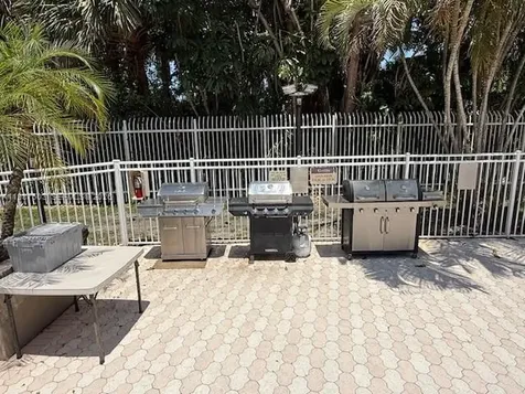 3910 Inverrary Boulevard Lauderhill FL 33319