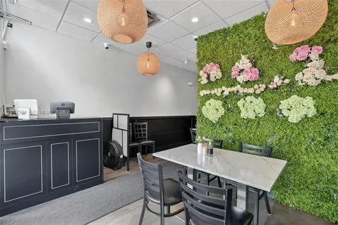 Restaurant For Sale In The Heart Of Kendall Kendall FL 33186