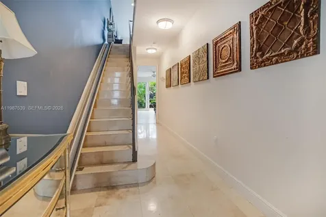 820 NE 19th Avenue Fort Lauderdale FL 33304