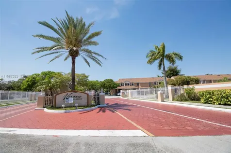 2157 SW 80th Terrace Miramar FL 33025