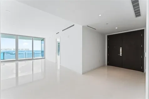 300 Biscayne Boulevard Way Miami FL 33131