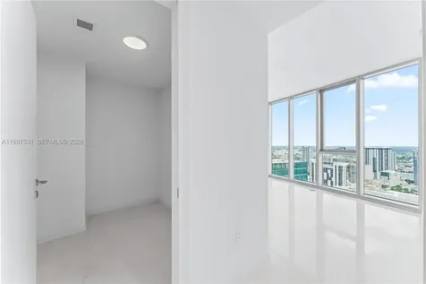 300 Biscayne Boulevard Way Miami FL 33131