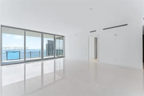 300 Biscayne Boulevard Way Miami FL 33131