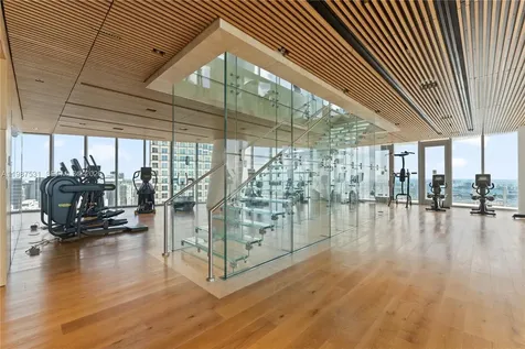 300 Biscayne Boulevard Way Miami FL 33131