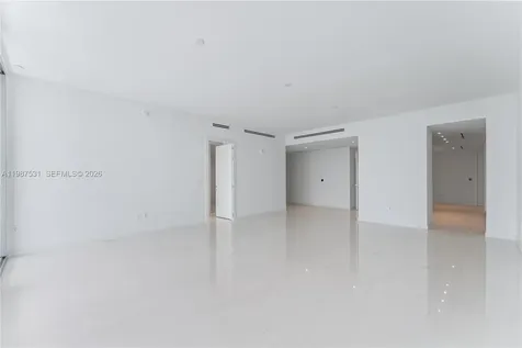 300 Biscayne Boulevard Way Miami FL 33131
