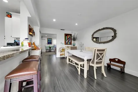 12324 SW 111th S Canal Street Road Miami FL 33186