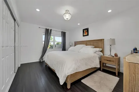 12324 SW 111th S Canal Street Road Miami FL 33186