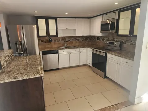 537 N University Drive Plantation FL 33324