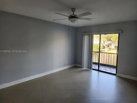 537 N University Drive Plantation FL 33324