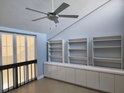537 N University Drive Plantation FL 33324