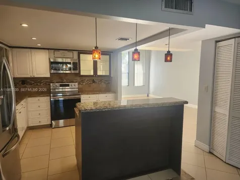 537 N University Drive Plantation FL 33324
