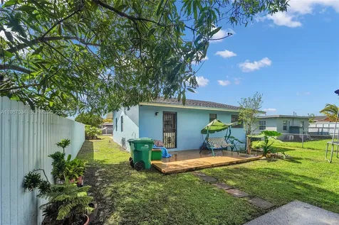 3115 NW 65th Street Miami FL 33147