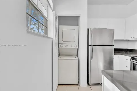 1701 NW 96th Terrace Pembroke Pines FL 33024