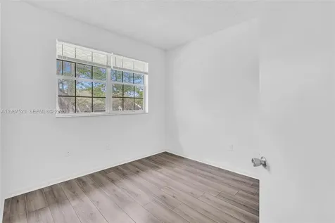 1701 NW 96th Terrace Pembroke Pines FL 33024
