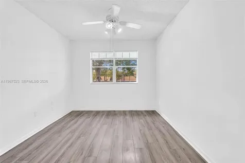 1701 NW 96th Terrace Pembroke Pines FL 33024