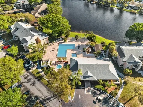 1701 NW 96th Terrace Pembroke Pines FL 33024