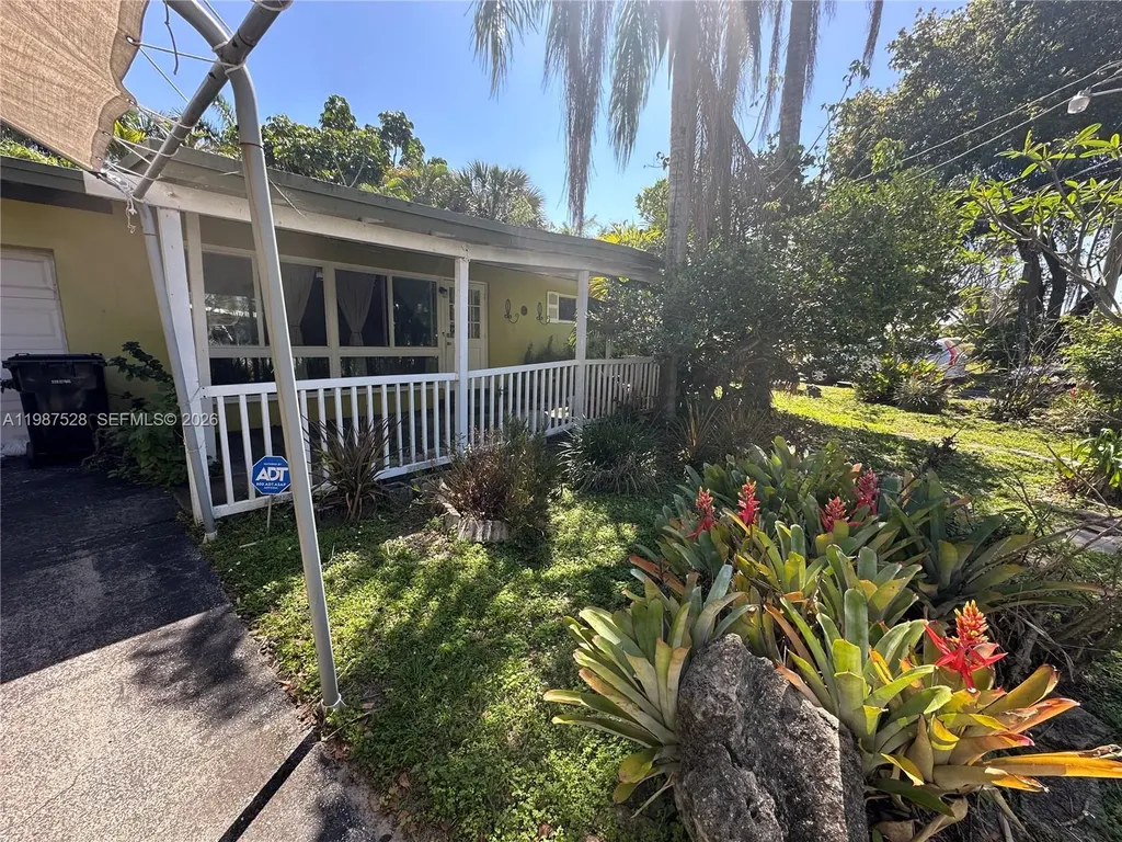 2490 Andros Lane Fort Lauderdale FL 33312