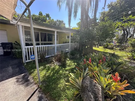 2490 Andros Lane Fort Lauderdale FL 33312
