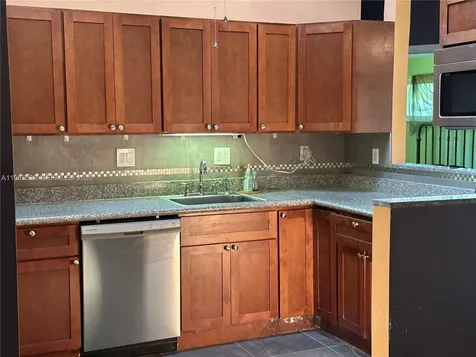2490 Andros Lane Fort Lauderdale FL 33312