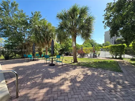 900 NE 195th Street Miami FL 33179