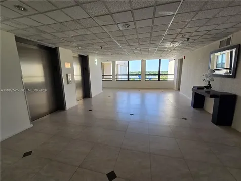 900 NE 195th Street Miami FL 33179