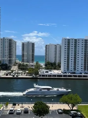 Hallandale Beach FL 33009
