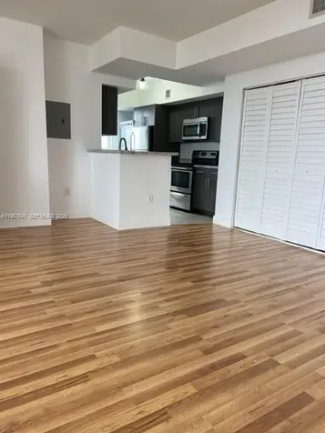 5077 NW 7th Street Miami FL 33126