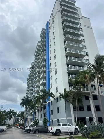 5077 NW 7th Street Miami FL 33126