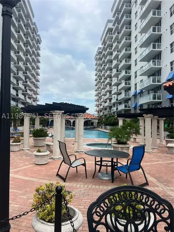 5077 NW 7th Street Miami FL 33126