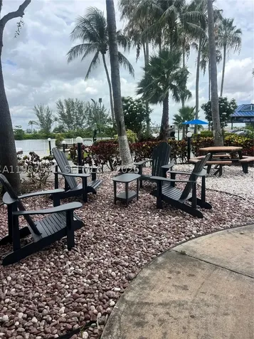 5077 NW 7th Street Miami FL 33126
