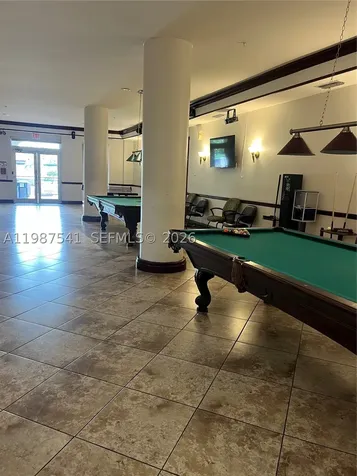5077 NW 7th Street Miami FL 33126