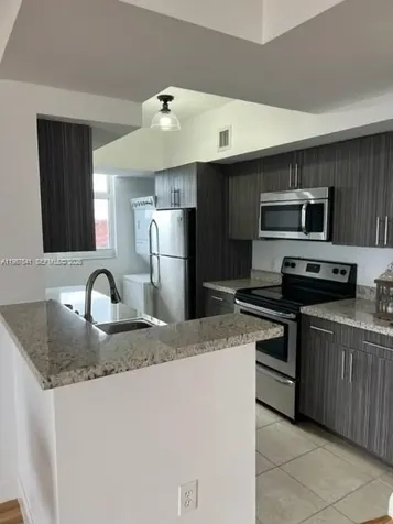 5077 NW 7th Street Miami FL 33126