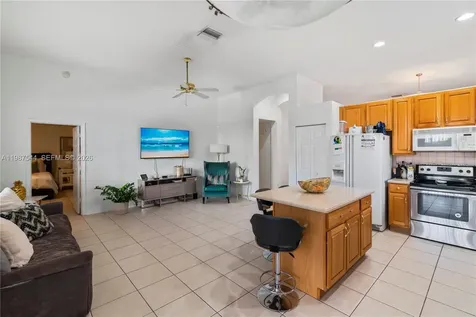1886 NW 145th Terrace Pembroke Pines FL 33028